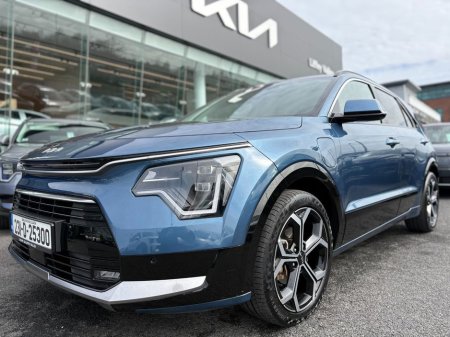 2023 Kia Niro - thumbnail 1