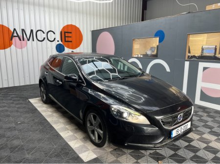 2015 Volvo V40 2015 VOLVO V40 1.6 AUTOMATIC / CRUISE CONTROL / REVERSE CAMERA / ELECTRIC MEMORY SEATS AND MORE