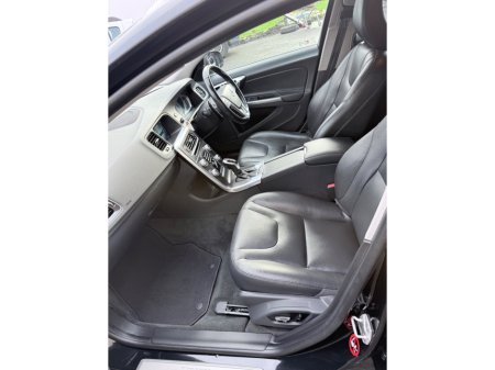 2015 Volvo V60 - thumbnail 14