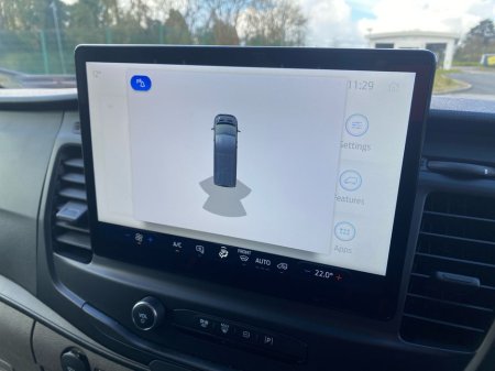 2025 Ford Transit - thumbnail 18