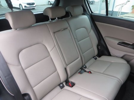 2021 Kia Sportage - thumbnail 16