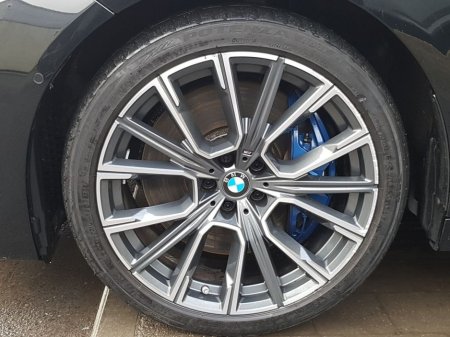 2020 BMW 7 Series 730d M Sport thumbnail