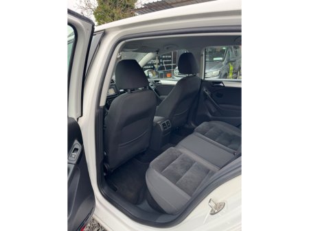 2012 Volkswagen Golf - thumbnail 12