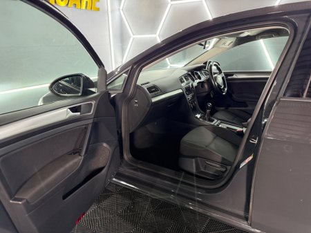 2019 Volkswagen Golf - thumbnail 18