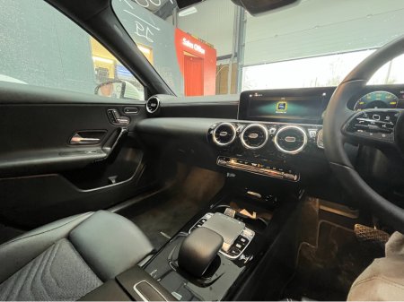 2019 Mercedes-Benz A Class €23950! 2019 MERCEDES-BENZ A200D 2.0 AUTOMATIC / CRUISE CONTROL / REVERSE CAMERA / ELECTRIC MEMORY & HEATED SEATS / PADDLE SHIFTERS AND MORE €23,950 thumbnail