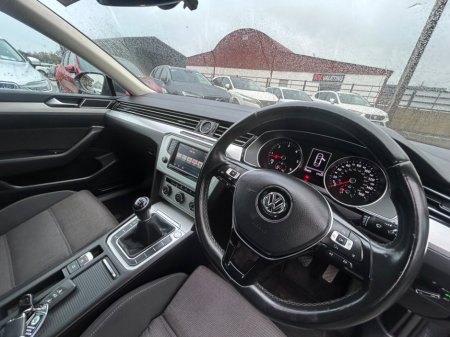 2016 Volkswagen Passat 2.0 TDI 150HP Comfortline €9,850 thumbnail