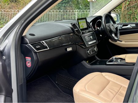 2016 Mercedes-Benz GLE Class GLE 250 D 4MATIC 5DR AUTO €24,999 thumbnail