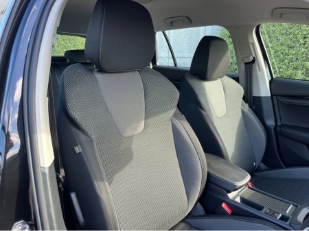 2024 Skoda Octavia COMBI ESTATE AMBITION 2.0 TDI DIESEL //WINTER SALE €1000 REDUCTION//REVERSE CAMERA// €28,950 thumbnail