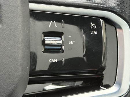 2022 Land Rover Discovery Sport 1.5 I3 PHEV 300 PS AWD S Auto €34,900 thumbnail