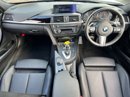 2015 BMW 3 Series 320d M-SPORT COMPETITION // FULL SERVICE HISTORY // LANE ASSIST // HEATED LEATHER SEATS €18,750 thumbnail