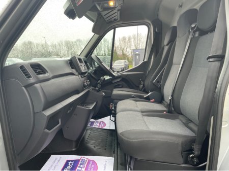 2023 Renault Master 2023 RENAULT MASTER BUSINESS PLUS thumbnail