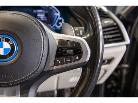 2022 BMW X5 xDrive45e M Sport €57,950 thumbnail