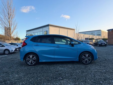 2013 Honda Fit DAA-GP5 €9,499 thumbnail