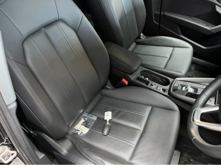 2023 Audi A3 2023 AUDI A3 SEDAN 30T ADVANCED 1.0 AUTOMATIC / CRUISE CONTROL / REVERSE CAMERA / ELECTRIC HEATED SEATS / PADDLE SHIFTERS / APPLE CARPLAY thumbnail