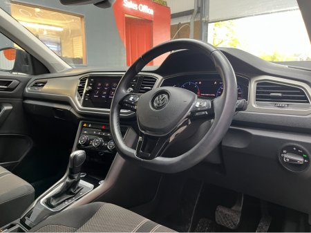 2020 Volkswagen T-Roc - thumbnail 10