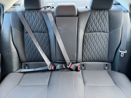 2022 Toyota Corolla LUNA 1.8 HYBRID // SERVICE HISTORY // LANE ASSIST // REVERSE CAMERA €20,900 thumbnail