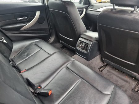 2014 BMW 3 Series - thumbnail 7