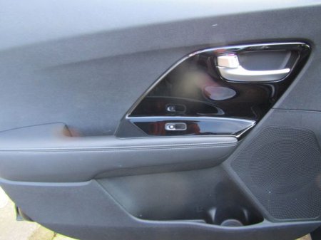 2018 Kia Niro Hybrid EXL 5DR Auto €15,950 thumbnail