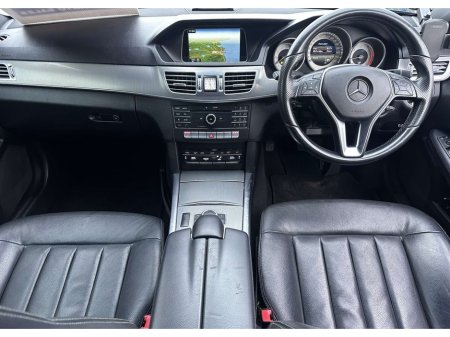 2016 Mercedes-Benz E Class 220 Automatic €15,950 thumbnail
