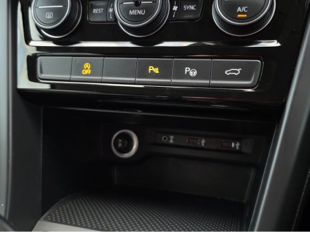 2018 Volkswagen Touran - thumbnail 24