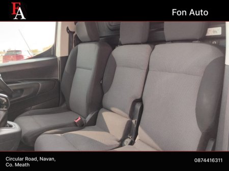 2019 Peugeot Partner - thumbnail 17