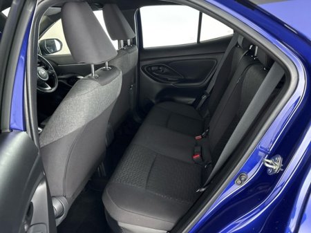 2023 Toyota Yaris Cross HYBRID LUNA SPORT €27,950 thumbnail