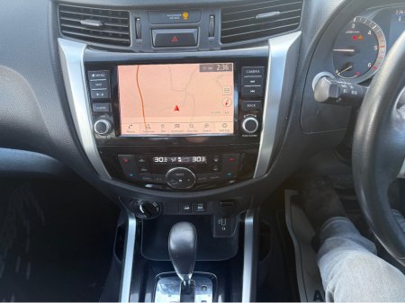 2021 Nissan Navara 2.3 DCI N-GUARD  AUTO 188BHP thumbnail