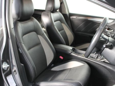 2017 Toyota Avensis 1.6D SOL Navi 4DR €10,499 thumbnail