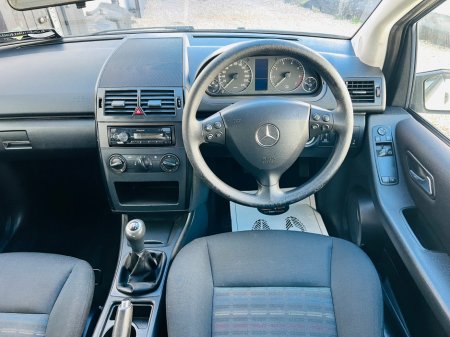 2010 Mercedes-Benz A Class - thumbnail 12