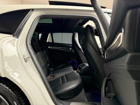 2023 Porsche Panamera - thumbnail 13