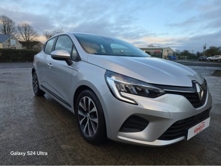 2023 Renault Clio EQUILIBRE TCE 90 CVT DFUL DFULL MY2 €17,950 thumbnail