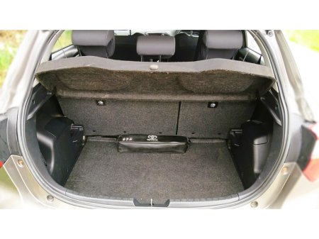 2020 Toyota Yaris - thumbnail 6