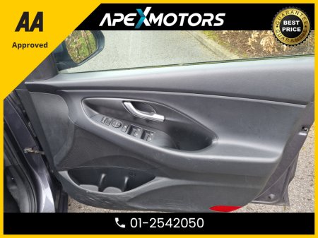 2018 Hyundai i30 - thumbnail 23