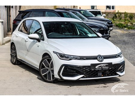 2025 Volkswagen Golf - photo 4