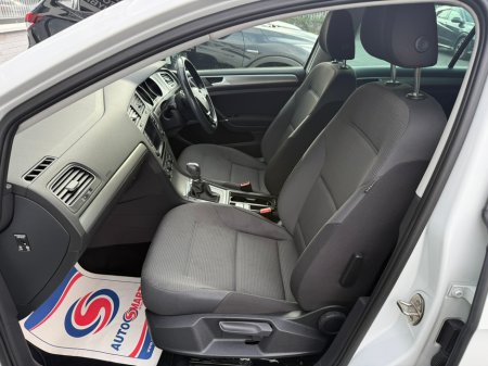 2016 Volkswagen Golf  €14,890 thumbnail