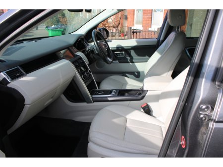 2016 Land Rover Discovery Sport - thumbnail 11