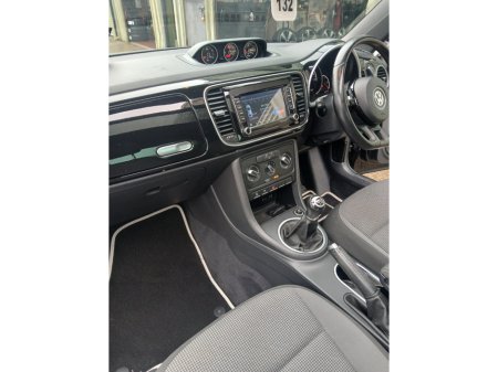 2016 Volkswagen Beetle 1.2 TSI 105HP BEETLE BMT €14,995 thumbnail