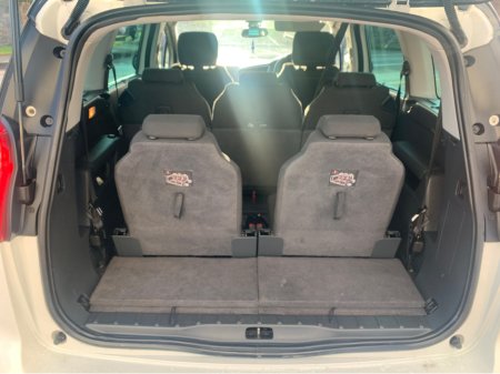 2015 Peugeot 5008 ACTIVE FAMILY 1.6 HDI 4DR €6,000 thumbnail