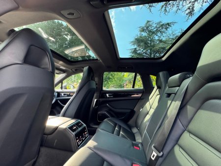 2018 Porsche Panamera SPT Turismo E HYB €62,884 thumbnail