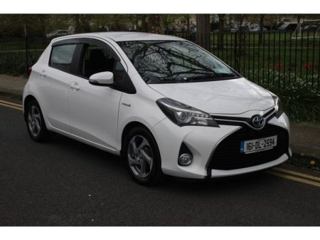 2016 Toyota Yaris - thumbnail 7