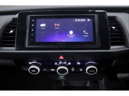 2022 Honda Fit 1.5 HEV E-CVT *CARPLAY*ANDROID*REVERSE CAM*PARK SENSORS* €19,280 thumbnail