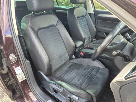 2015 Volkswagen Passat - thumbnail 20