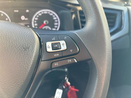2018 Volkswagen Polo 1.0 TSI 65HP Launch Edition €13,975 thumbnail