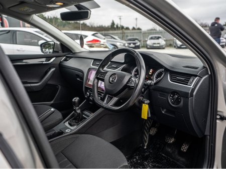 2019 Skoda Octavia 2019 Octavia 1.6tdi/High spec/New NCT/1yr warranty €17,888 thumbnail