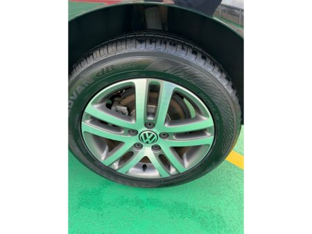 2010 Volkswagen Golf  €7,950 thumbnail