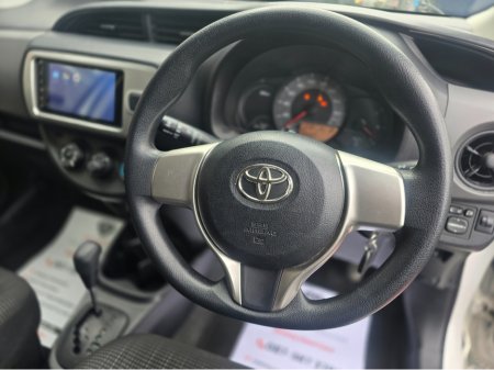 2016 Toyota Yaris KSP130 5DR AUTO €8,950 thumbnail