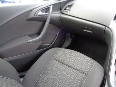 2016 Opel Astra - thumbnail 9