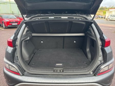 2021 Hyundai Kona KAUAI PETROL TWO - TONE ROOF 5DR EXECUTIVE €17,000 thumbnail