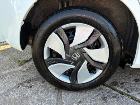 2015 Honda Fit - thumbnail 14