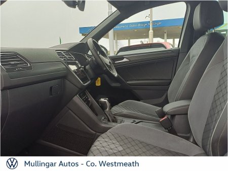 2021 Volkswagen Tiguan - thumbnail 4